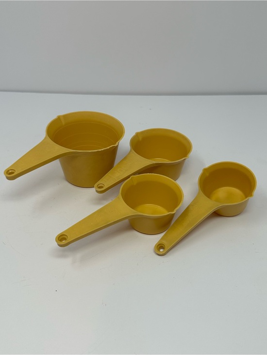 Foley Other - Vintage Foley Harvest Gold 4-Piece Measuring Cups Set Made In U.S.A. Stackable
